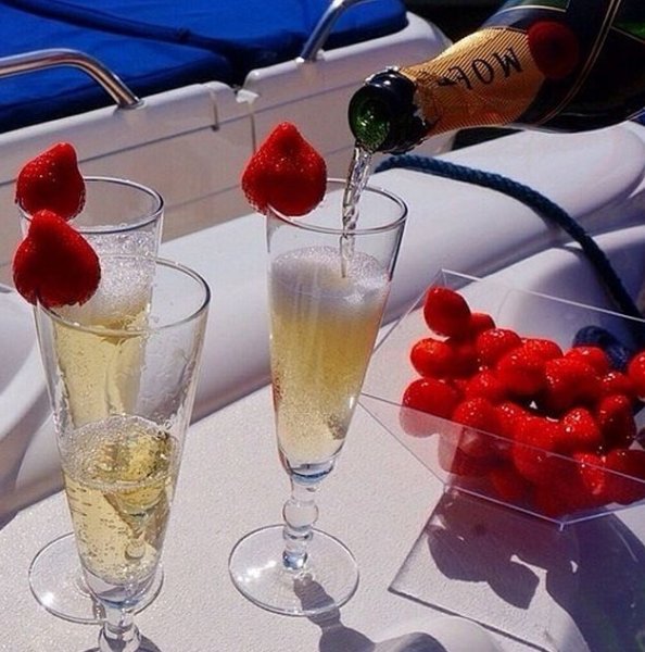 Романтичное море