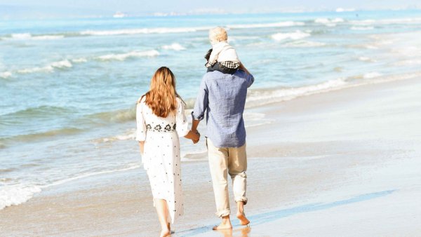 Море солнце семья