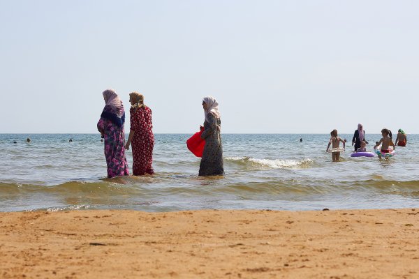 Каспийское море Дербент