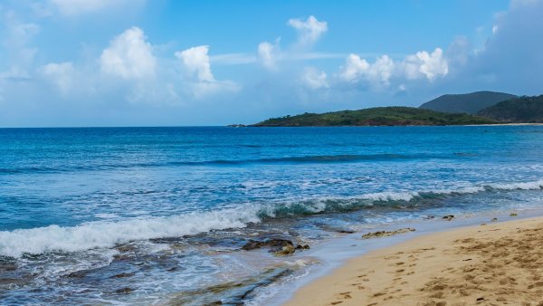 Песчаный пляж