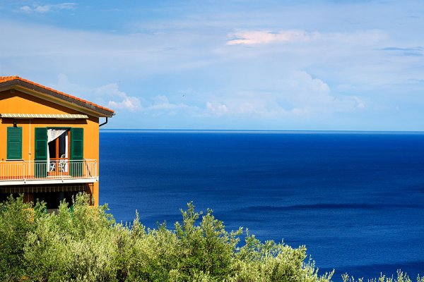 Домик у моря