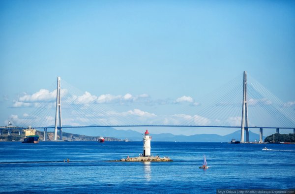 Маяк морской русский остров Владивосток