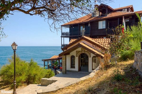 Дом у моря в Крыму