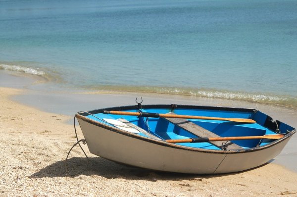 Лодка на пляже
