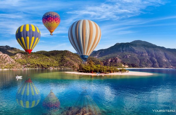 Воздушный шар над морем