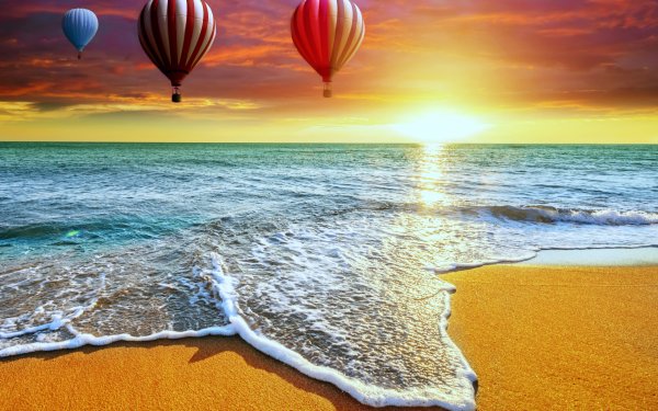 Воздушный шар над океаном