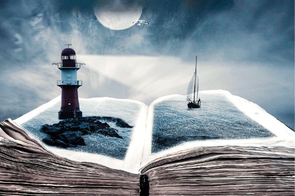 Девушка на пляже с книжкой