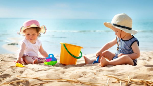 Лето море пляж дети