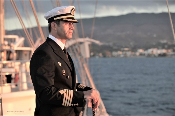 Дмитрий певцов фильм Капитан корабля