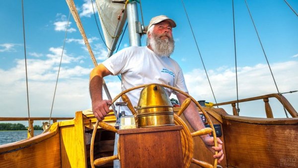 Капитан корабля Дэвид Бутлер