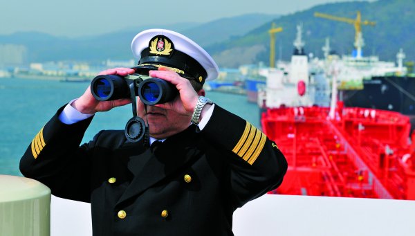 Капитан судна