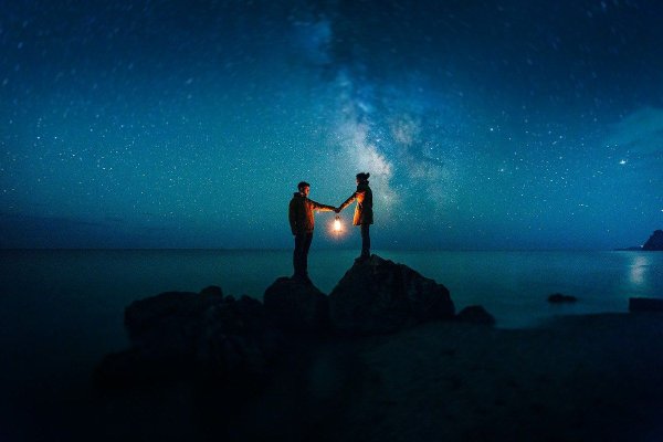 Солнце между нами