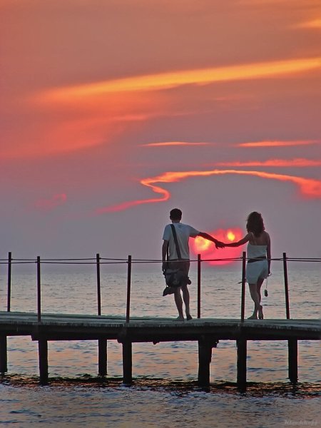 Двое на закате