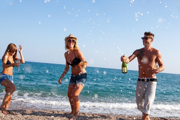 Люди на пляже