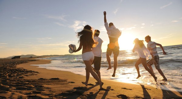 Люди на пляже