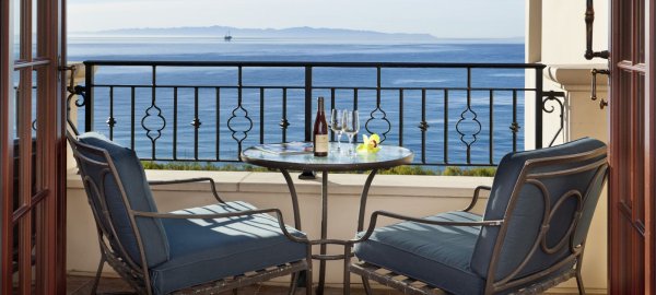 Вид на море с балкона
