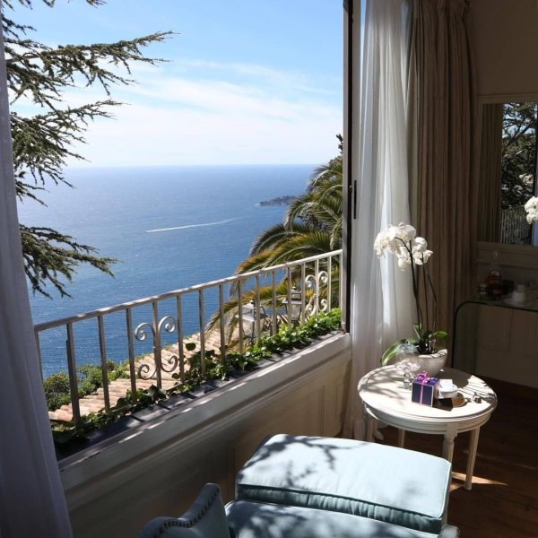 Вид на море с балкона