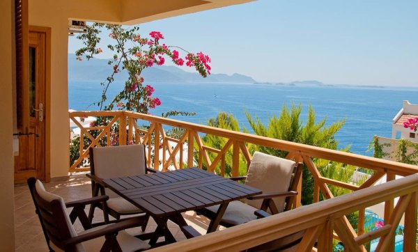 Вид с балкона на Аланию