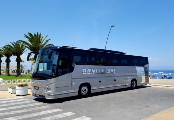 Туристический автобус