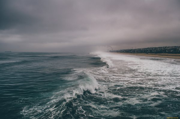 Пасмурный океан