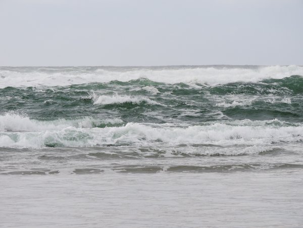 Хмурое море