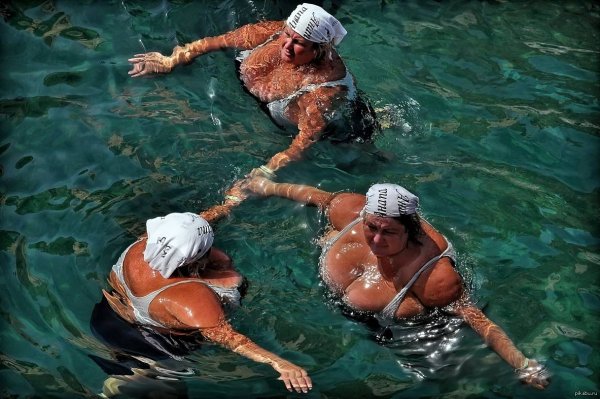 Смешные бассейны