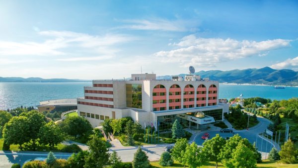 Курортный комплекс Надежда Кабардинка Геленджик