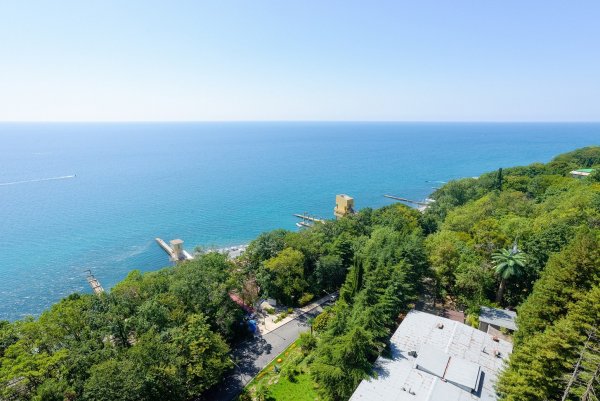 Пляж пансионата Орбита-1 Сочи