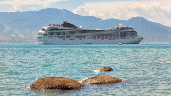 Круизный лайнер Гербалайф