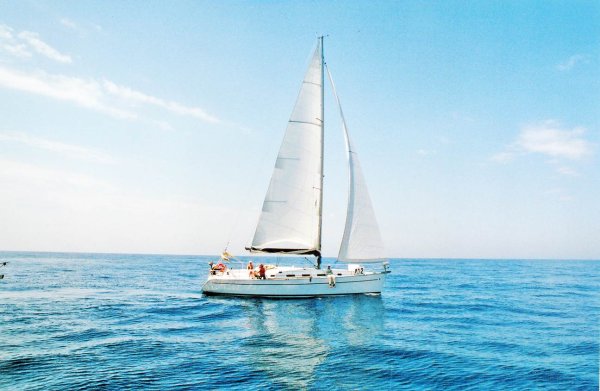 Морские парусные яхты