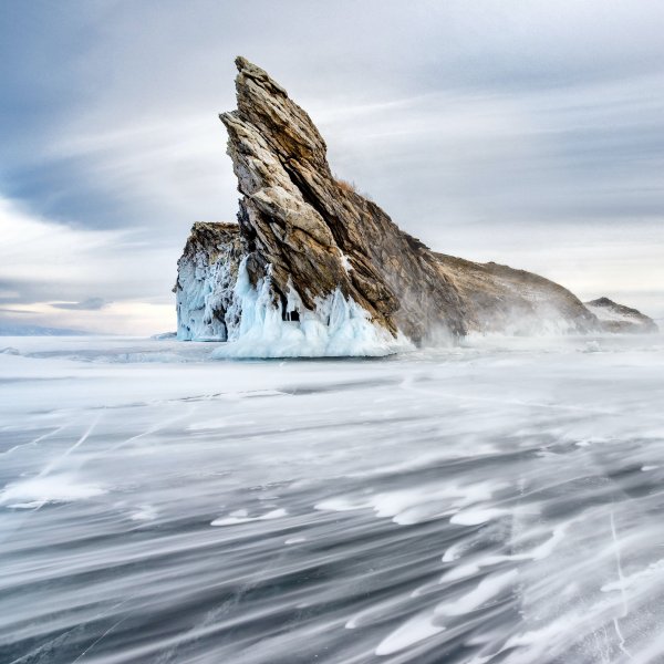 Остров Огой Байкал зима лёд