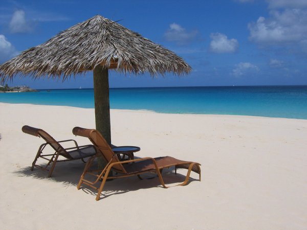Шезлонг на островах