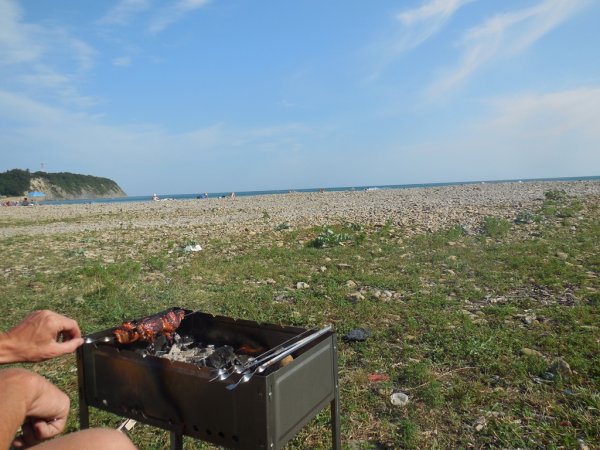 Шашлык на море