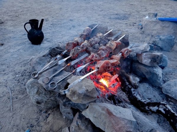 Шашлычок под коньячок в Сочи