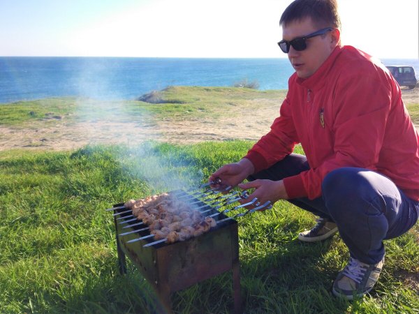 Шашлык на море