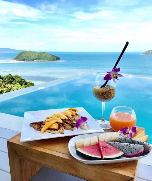 Завтрак на побережье