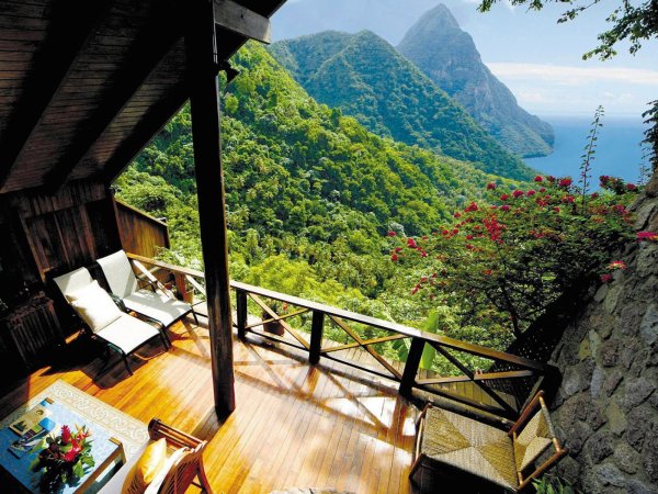 Уютный домик у моря