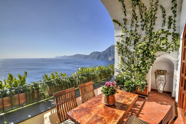 Амальфийское побережье Италии балкон