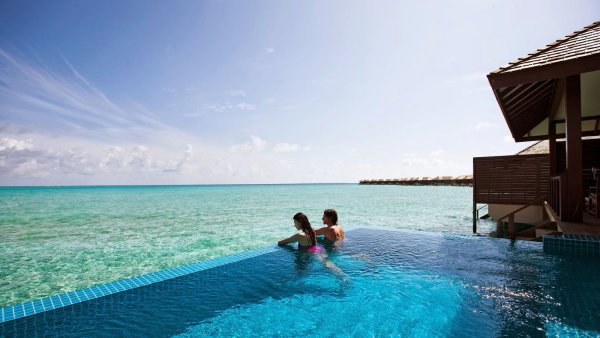 Ноги на море мужские