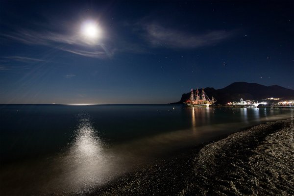 Вечер на море