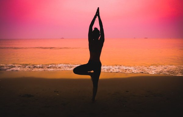 Йога мужчина и женщина