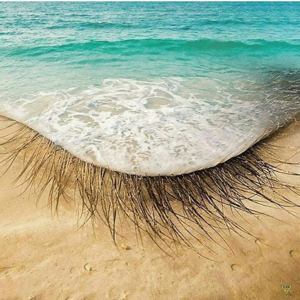 Ресницы на море
