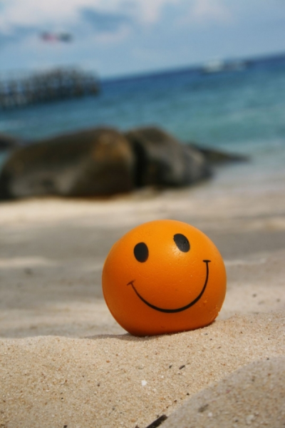 Смайлики на море отдыхают