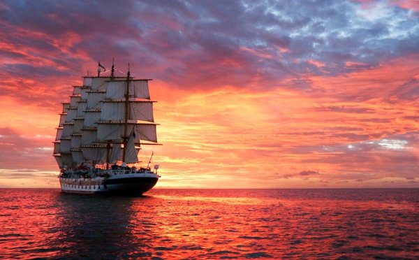 Парусный корабль