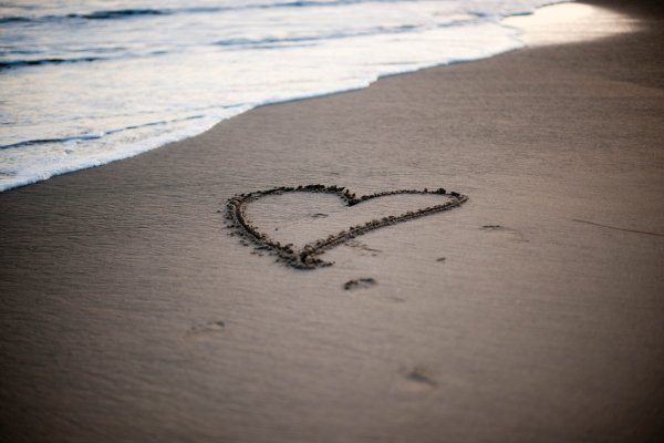 Сердце на песке