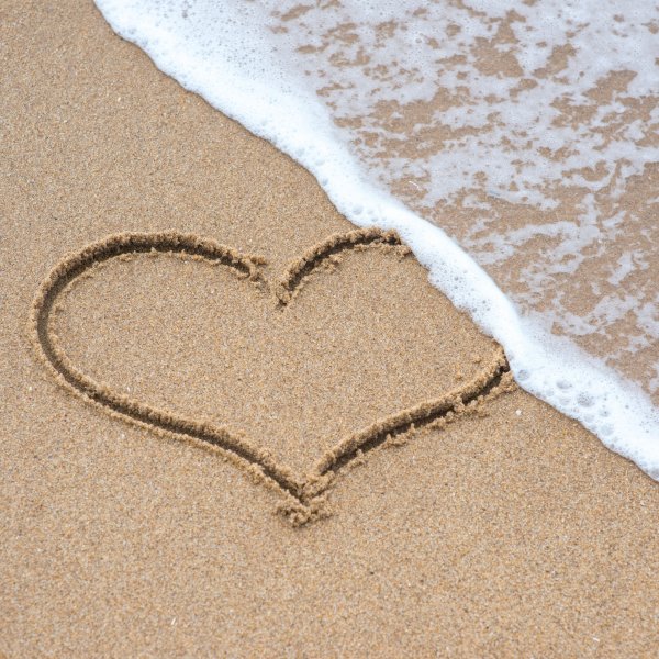 Руки сердце море