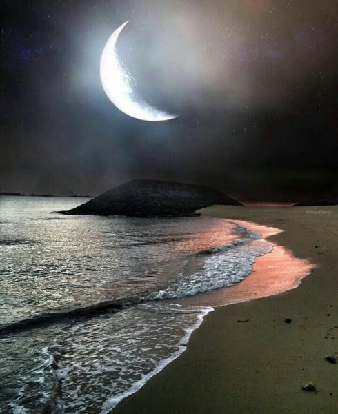 Корабль на Луне