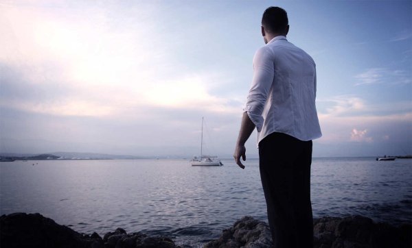 Взрослый самодостаточный мужчина