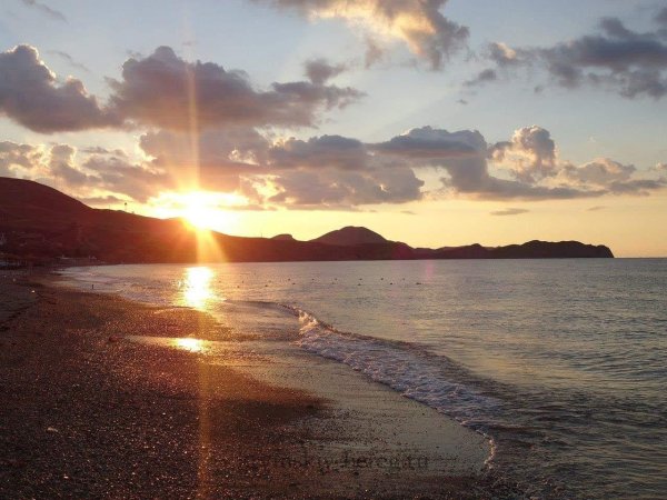 Солнце море рассвет