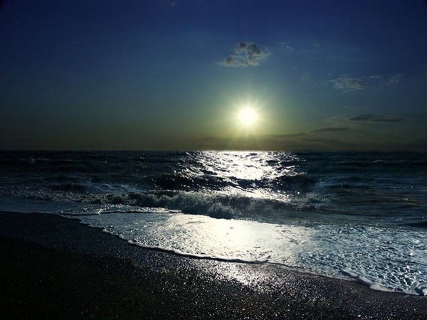 Рассвет на море